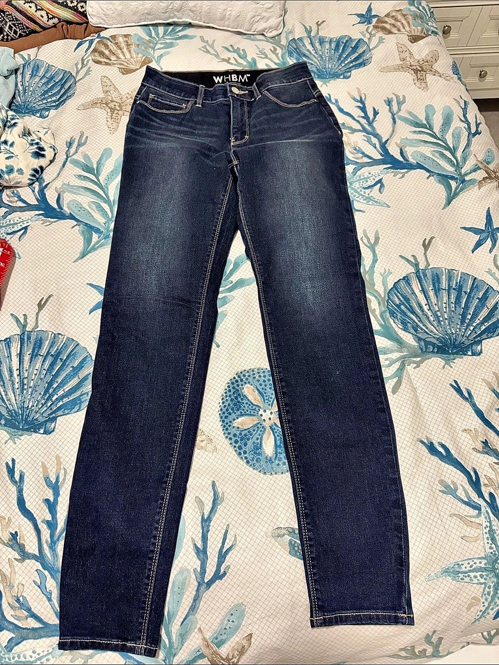 White House Black Market- Skinny Jeans in Blue